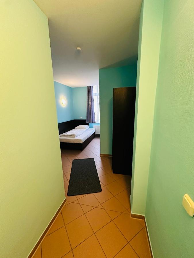 Angel Hotel Frankfurt am Main Exterior photo